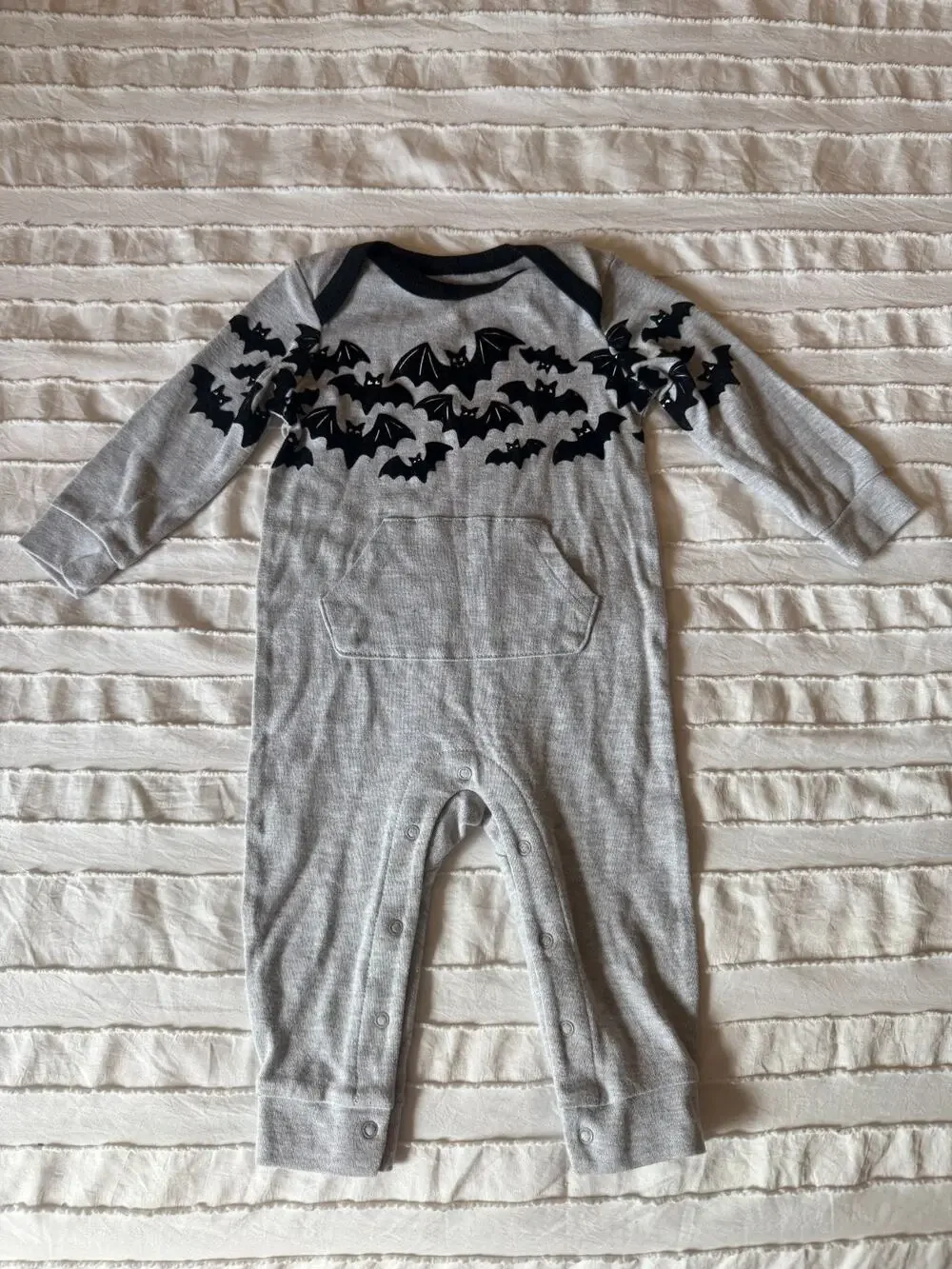 Wonder Nation Baby 12M Halloween Bat Romper Gray Black Long Sleeve Jumpsuit